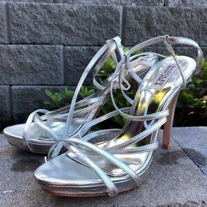 Badgley Mischka Zula Sillea Metallic Silver Heels